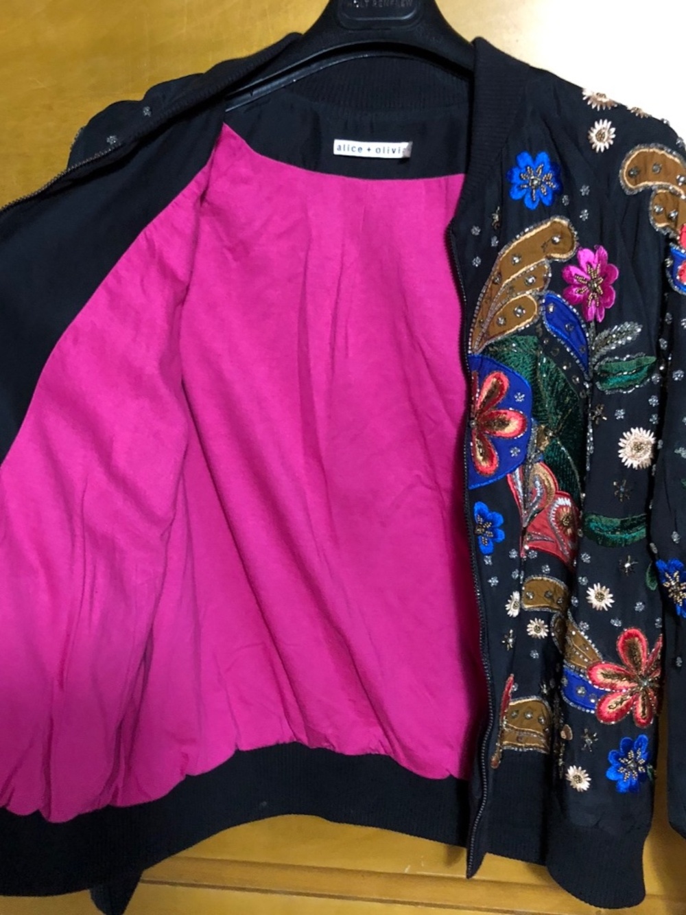Alice + Olivia Felisa Floral Embroidery Embellished Silk Bomber Jacket in size L - Picture 9 of 14